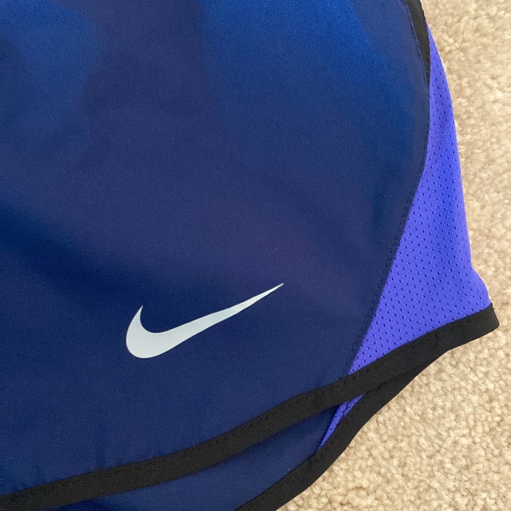 Nike running shorts with built in undershorts lining size small - Picture 3 of 9